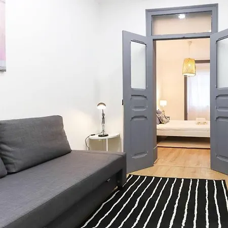 Typical 2 Charming Flat By Homeful Homes Lisboa